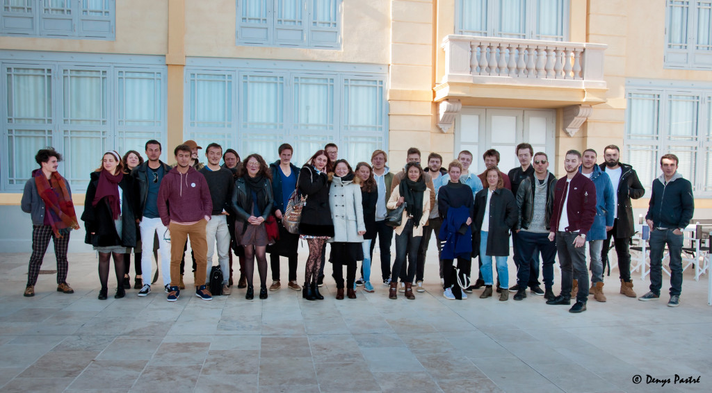 photo groupe ecoles 2017 dans la cour